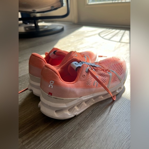 On Cloudsurfer Running Shoes Women’s 10.5 Orange White Lightweight Trainers - Picture 8 of 9